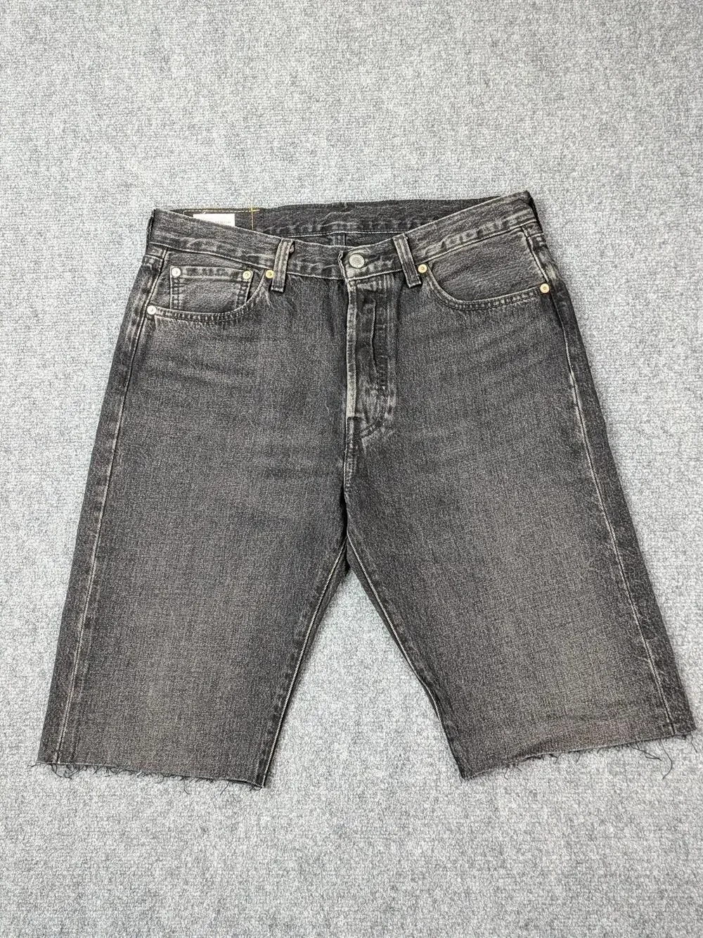 Levis Premium Shorts Mens 33 Black 501 93 Bermuda Denim Button Fly Cutoff